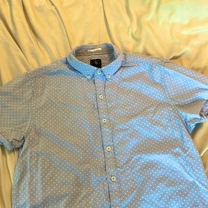 Denim and Flower Periwinkle and White Dotted Short Sleeve Shirt, Slim Medium